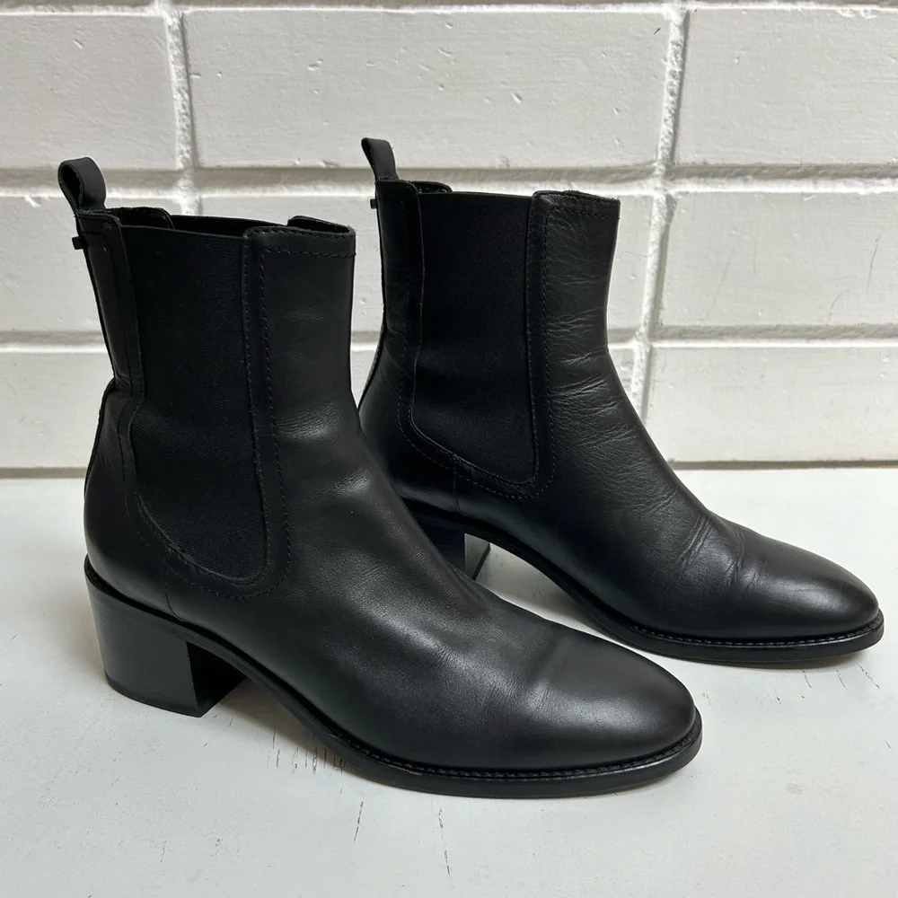 Aquatalia Women's Jemma Weatherproof Block-Heel Chelsea Booties Size 9.5